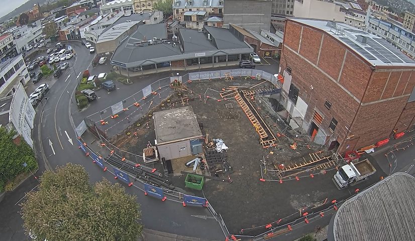 Live camera feed from Earl Arts Centre in Earl St, Launceston